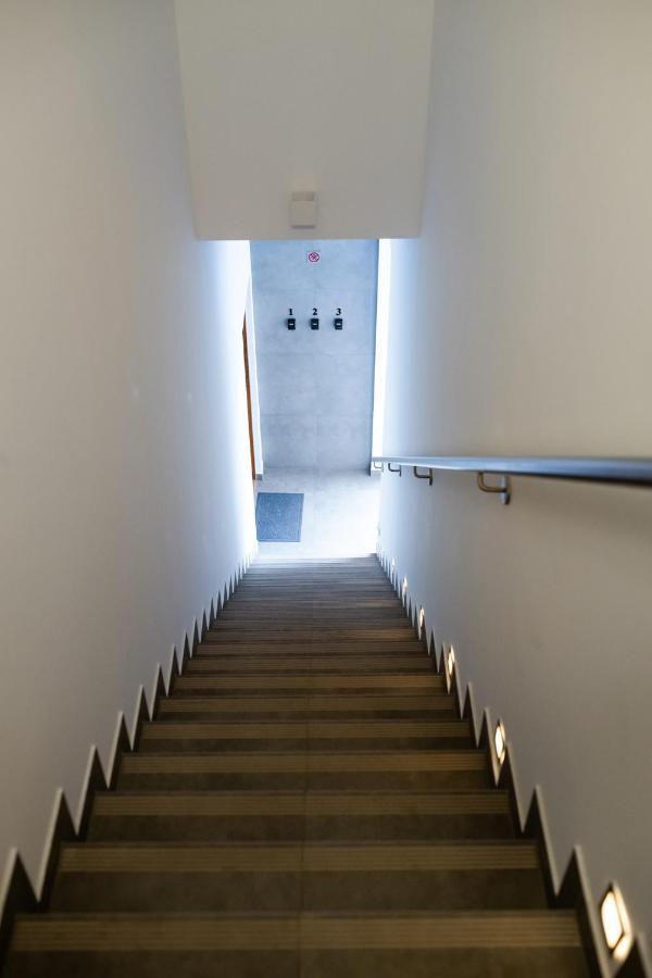 Neo Sky Apartment, Free Parking, 15 Min Walk Old Town&Kazimierz - By Homelike Krakow Bagian luar foto